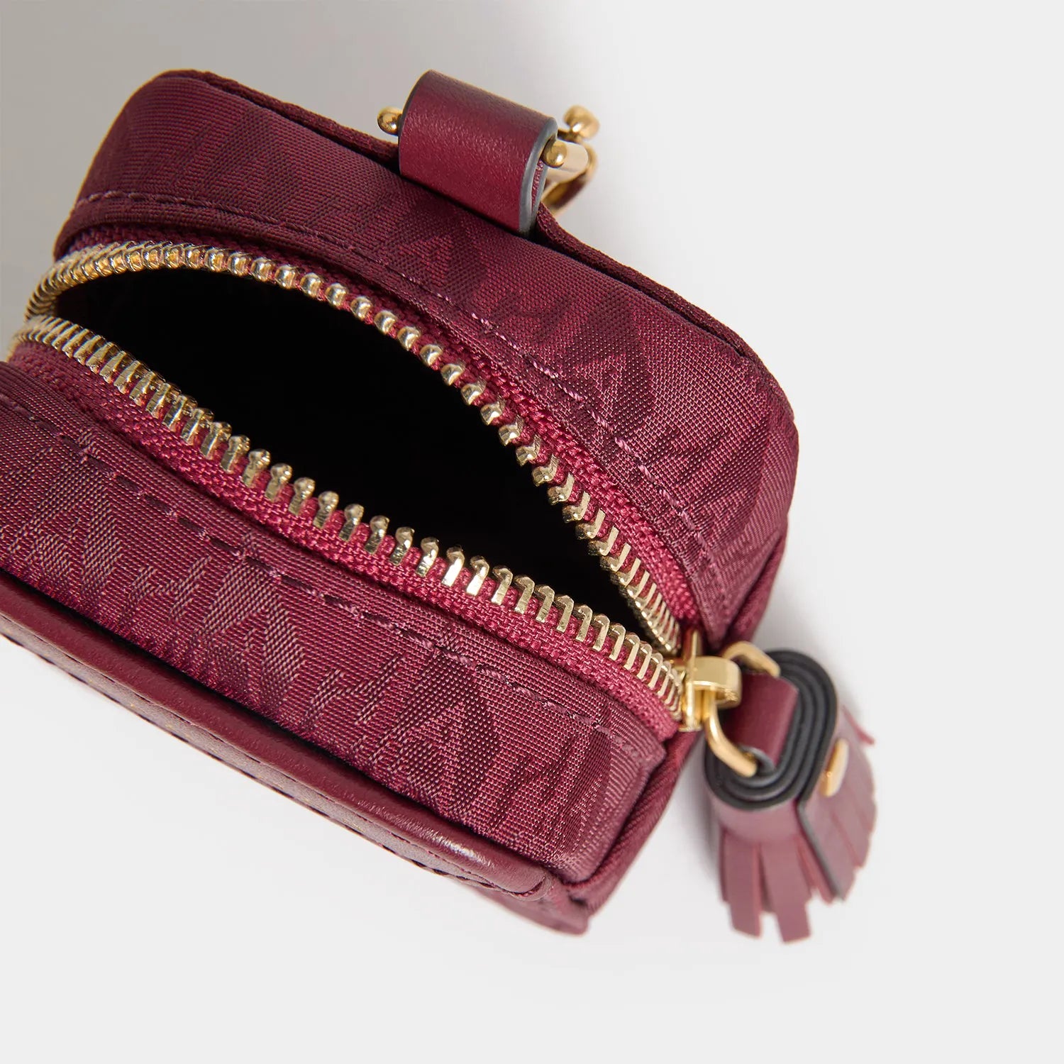 Medium Red