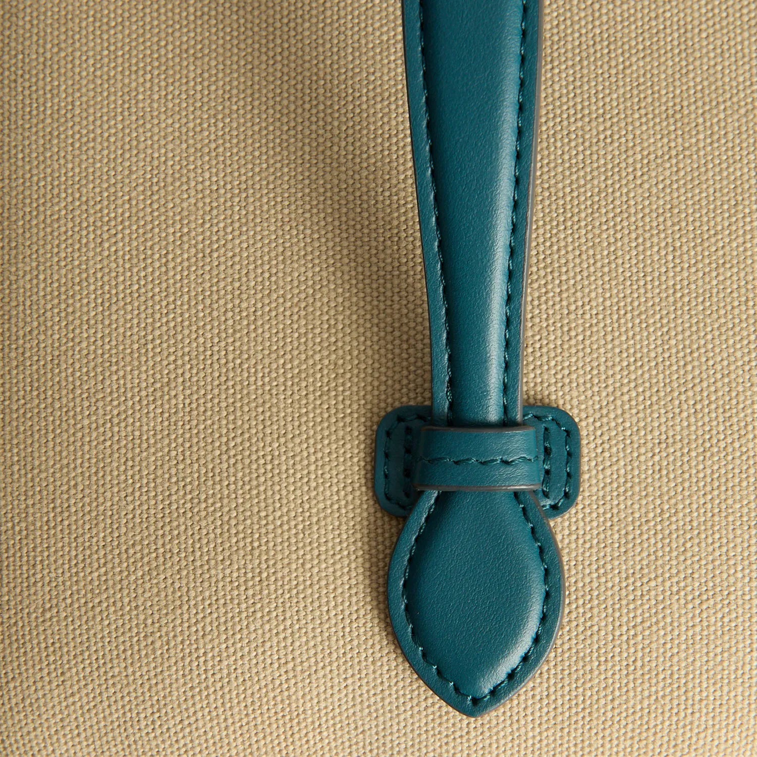 Natural/Petrol Blue